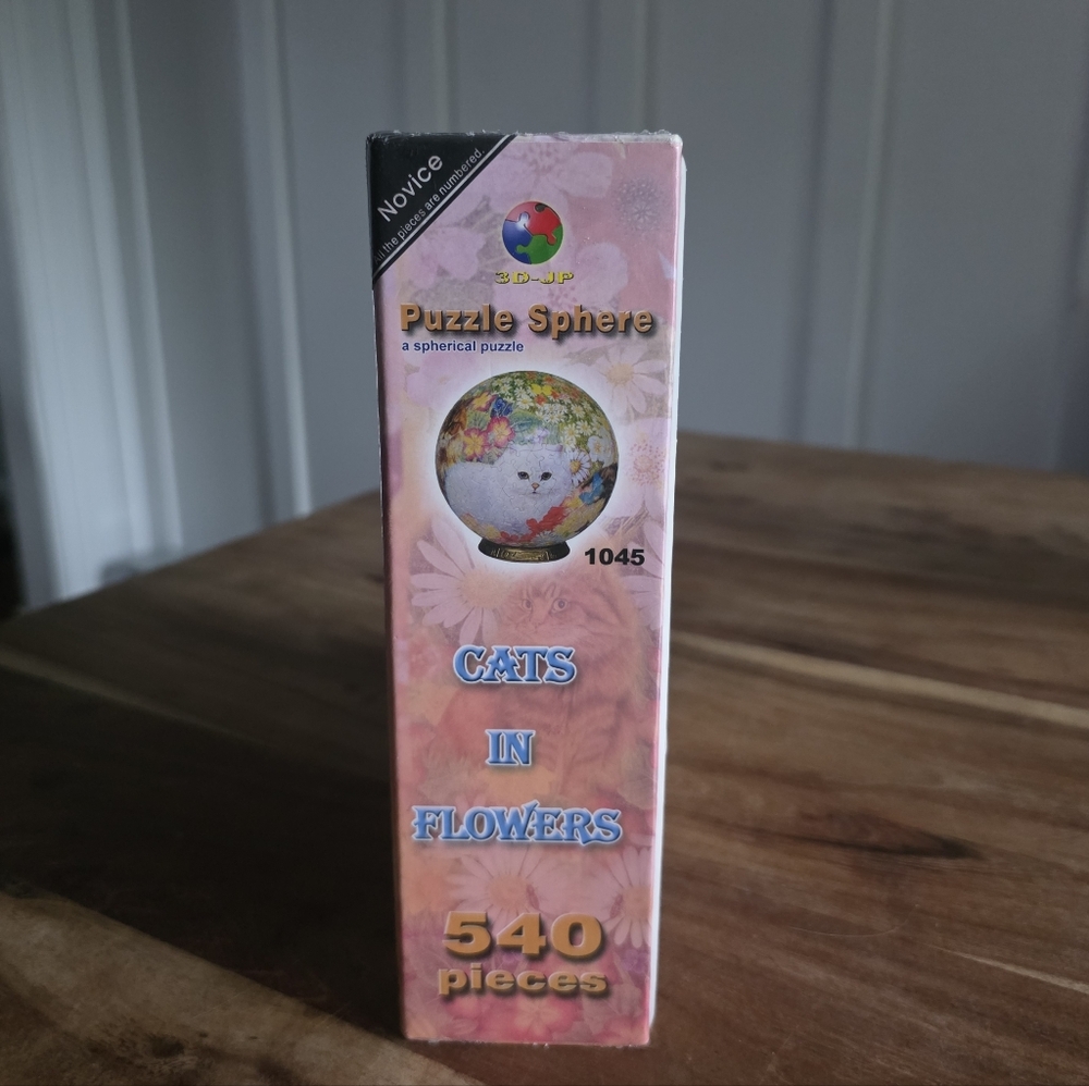 Puzzle Sphere - 540 Piece Spherical Jigsaw Puzzle, 3D - Picture 3 of 3